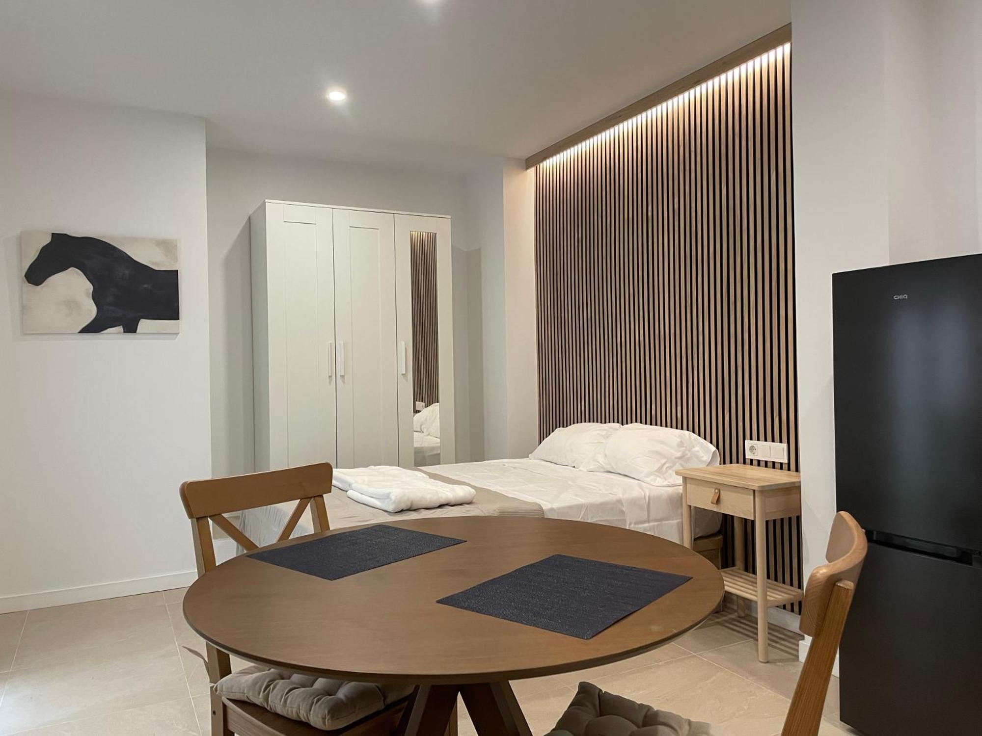 Apartamentos Postiguet Alicante Exterior photo
