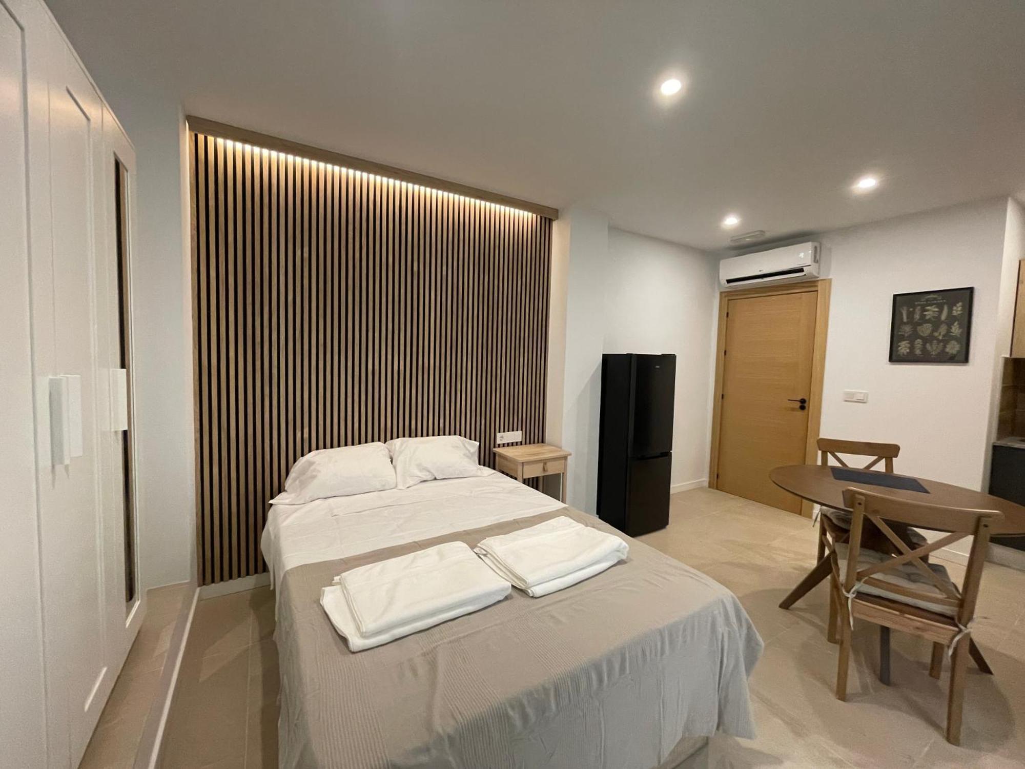 Apartamentos Postiguet Alicante Exterior photo